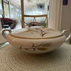 Noritake China Floral Accent Plate